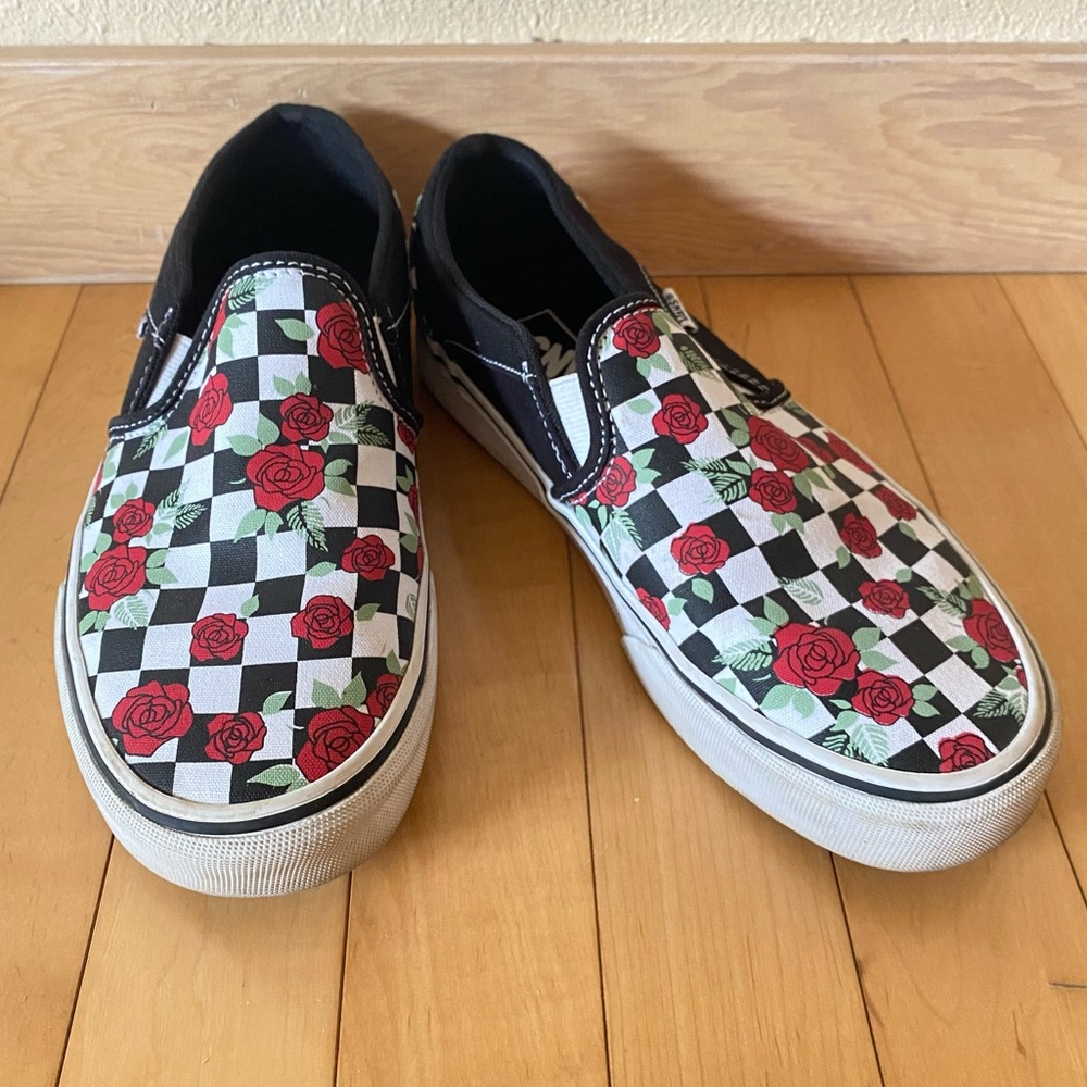 GUC Vans checkerboard rose sneakers